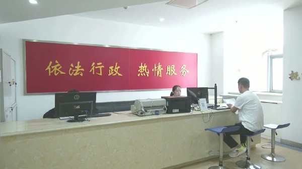 美女av